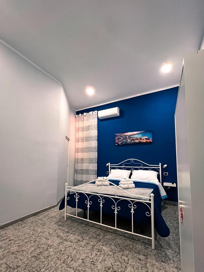 Trecuori Bed & Breakfast เนเปิลส์ ภายนอก รูปภาพ