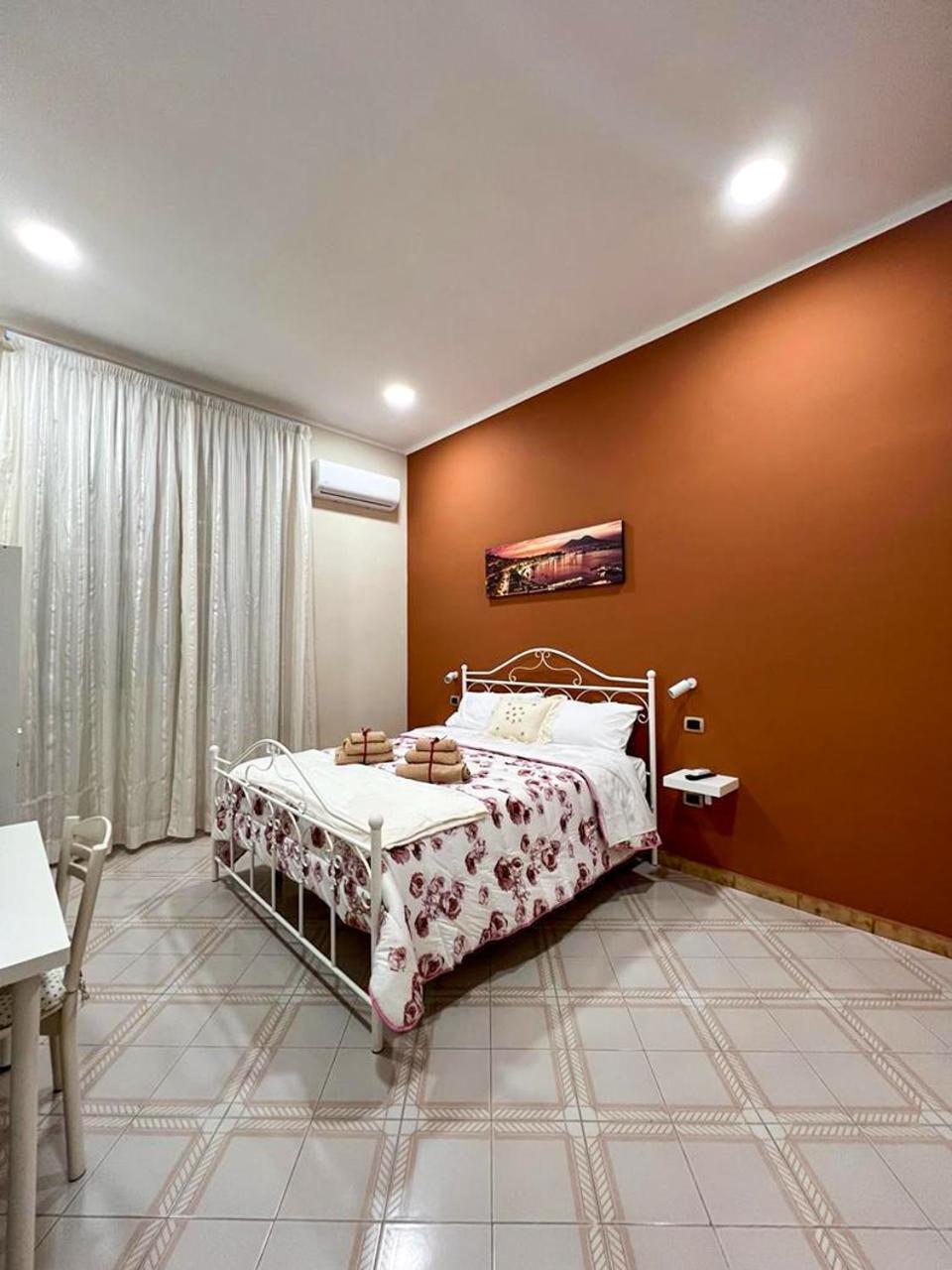 Trecuori Bed & Breakfast เนเปิลส์ ภายนอก รูปภาพ