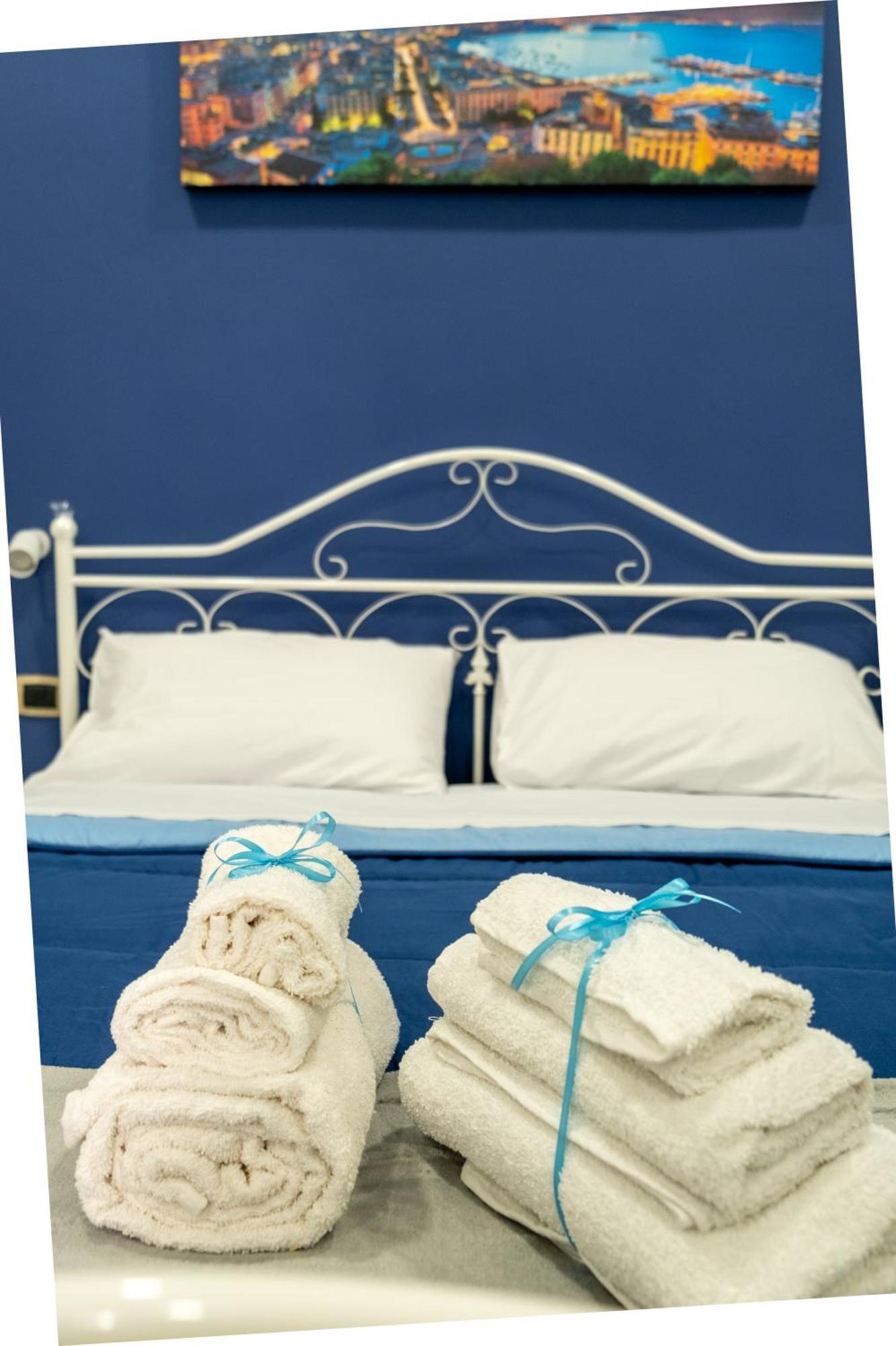 Trecuori Bed & Breakfast เนเปิลส์ ภายนอก รูปภาพ